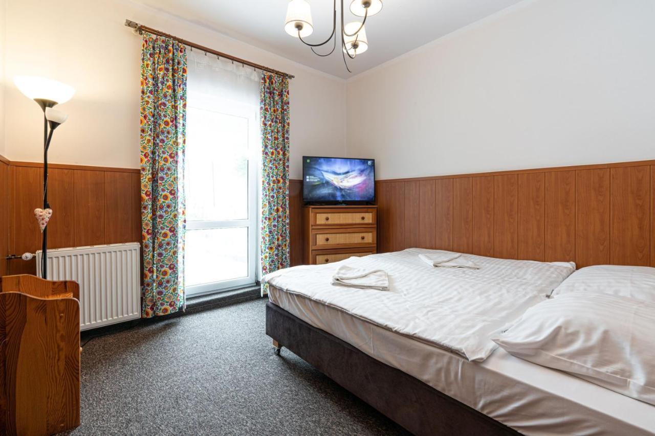 Pensjonat Beskidzki Bielsko-Biala Exterior foto